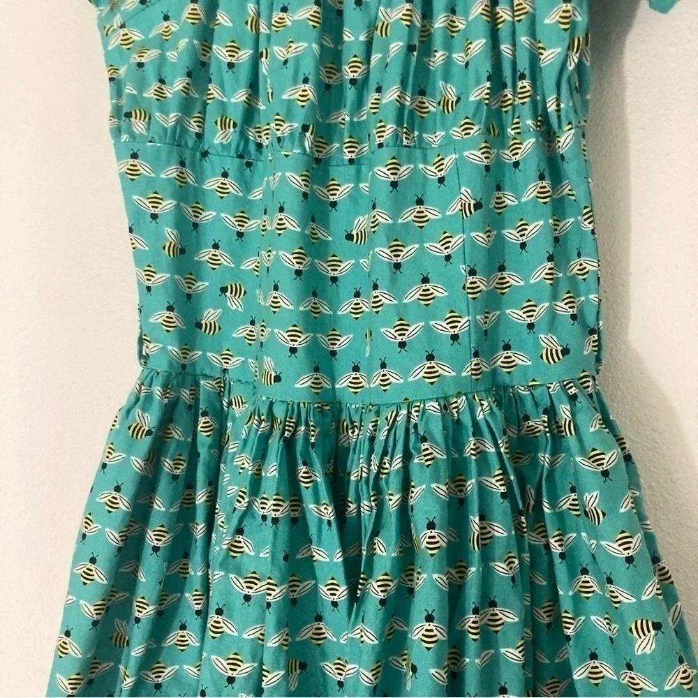 Bee print retro style swing dress - Picture 3 of 16